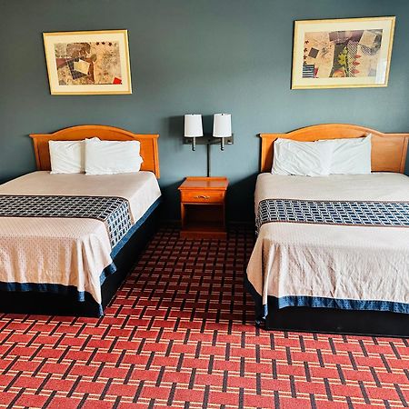 Regency Inn Hudson Ngoại thất bức ảnh