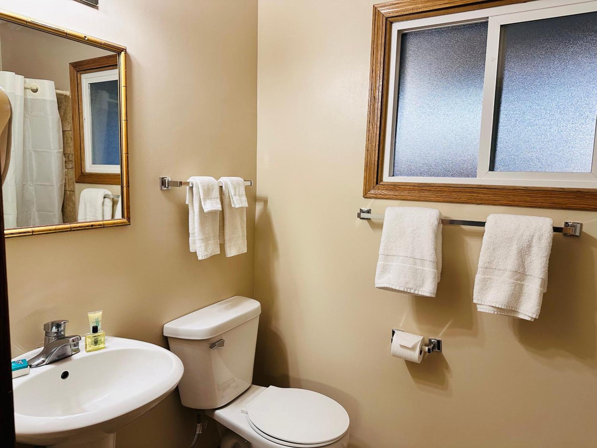 Regency Inn Hudson Ngoại thất bức ảnh